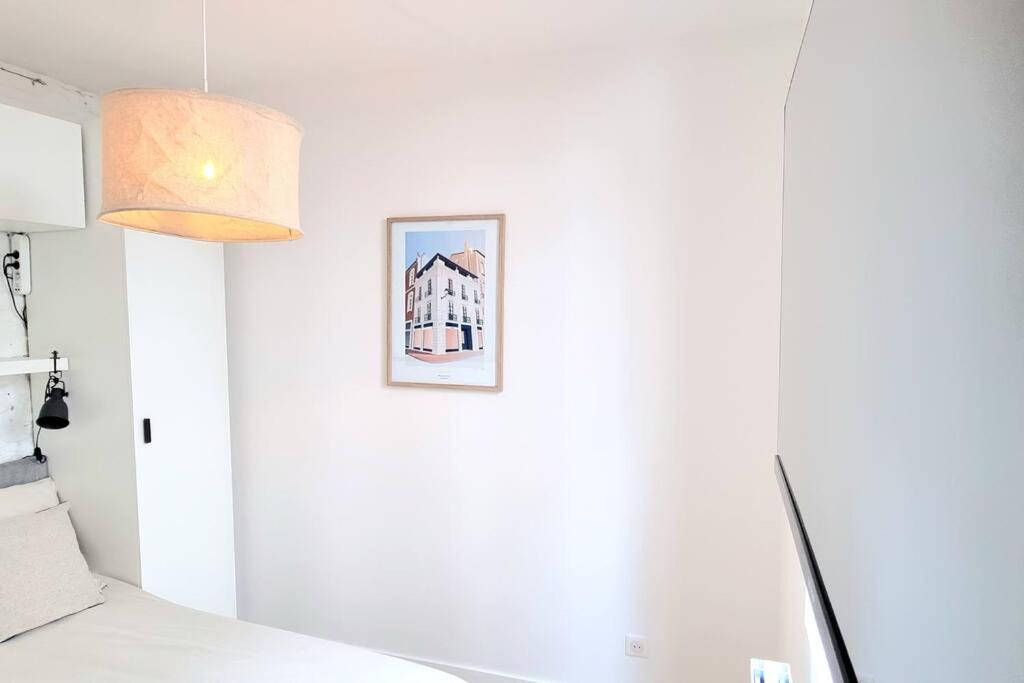 Grand Studio Avec Terrasse - Gare - Metro - Wifi Toulouse Dış mekan fotoğraf